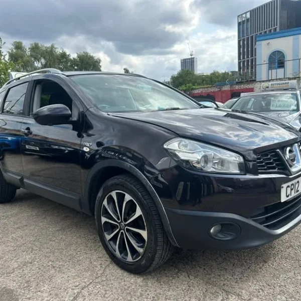 2012 Nissan Qashqai 1.5 dCi N-Tec+ 5-door hatchback manual