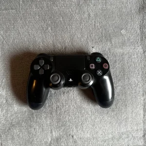 Sony PS4 with Original Controller and 3 Games - Image 4