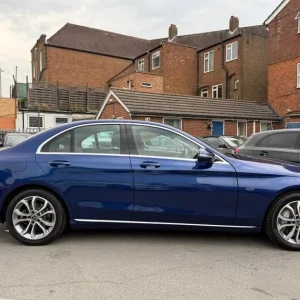 2018 Mercedes-Benz C350e Sport 2.0L Plug-in Hybrid - Image 7