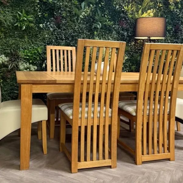 Oak kitchen table and 6 chairs