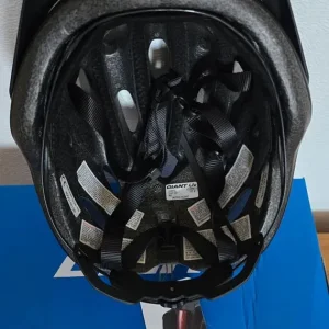 Giant Compel Bicycle Helmet Size M/L Matt Black - Image 7