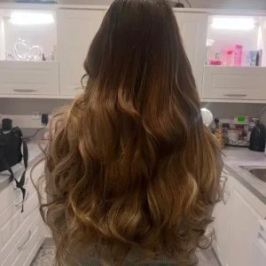 Hair extension fitting - Image 5