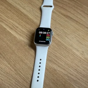 Apple Watch SE Gen 2 40mm - Image 2
