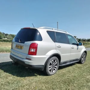 2014 Ssangyong Rexton 2.0 Diesel 4x4 64 Plate Limited Edition - Image 3