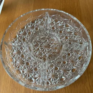 Glass snack dish