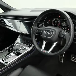 2022 Audi Q7 3.0 TFSI V6 55 Vorsprung SUV - Image 3