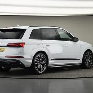 2022 Audi Q7 3.0 TFSI V6 55 Vorsprung SUV - Image 7