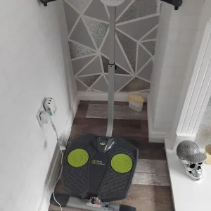 Twist and shape machine