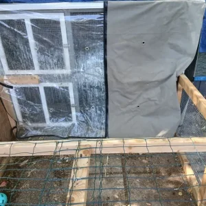 Double rabbit hutch - Image 3