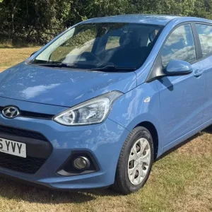 2015 Hyundai i10 1.0 i10 SE 5-door hatchback petrol manual - Image 2