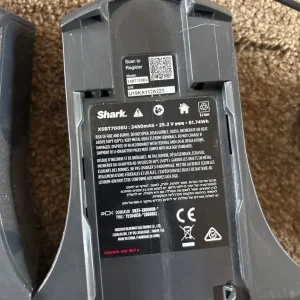 Shark vacuum hoover battery’s and charger - Image 3