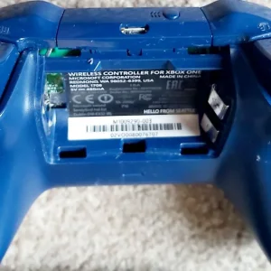 Xbox 360 and Xbox One with 3 controllers - Image 6
