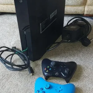 Xbox 360 and Xbox One with 3 controllers