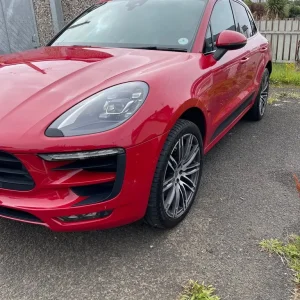 Porsche Macan Estate 2017, 3.0L Diesel, Carmine Red, 37k miles, Panoramic Roof - Image 4