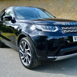2020 Land Rover Discovery 3.0 SD V6 HSE Luxury SUV - Image 5