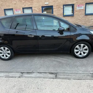 Vauxhall Meriva MPV 2010 Manual 1398cc 5-door - Image 2