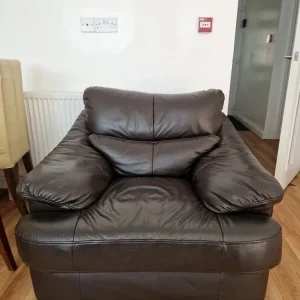 Beautiful real leather sofa one person chair - Image 2