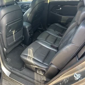 Kia Carens 2014 MPV, 1.7 CRDI, 7-seater, manual - Image 7