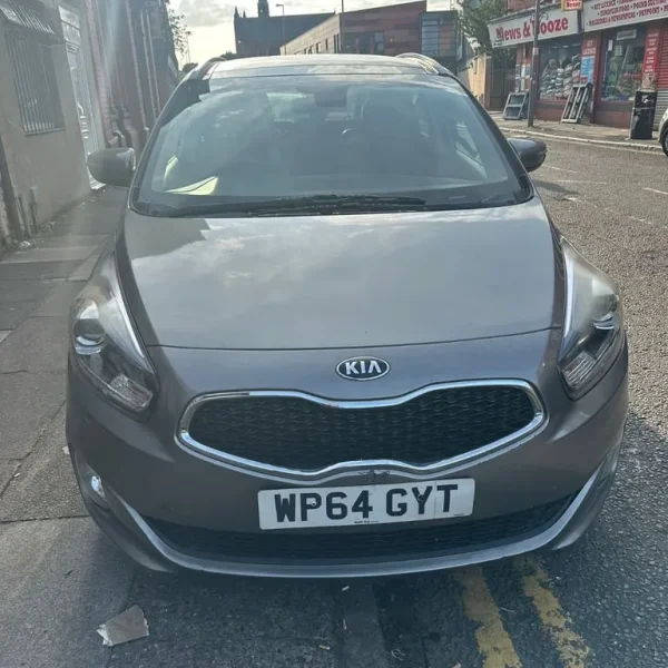 Kia Carens 2014 MPV, 1.7 CRDI, 7-seater, manual