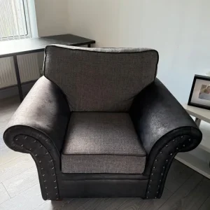 Sofa & 2x Chairs - Image 2