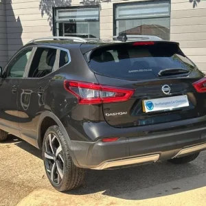 2017 Nissan Qashqai 1.5 dCi Tekna+ Euro 6 5-door hatchback diesel manual - Image 8