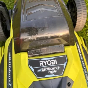 Ryobi cordless lawnmower - Image 3