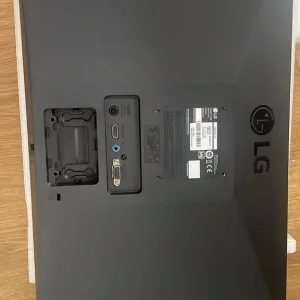 LG 22MK400 Monitor 55cm - Image 4