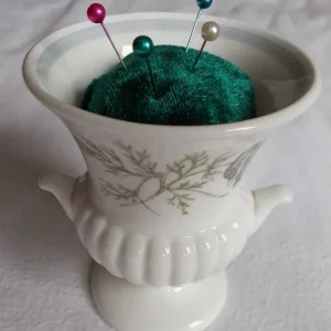 5 Handcrafted pin cushions - Image 8