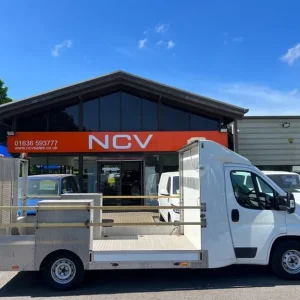 2018 Peugeot Boxer Blue HDI S/S 335L3H2 Flatbed Van - Image 2