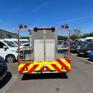 2018 Peugeot Boxer Blue HDI S/S 335L3H2 Flatbed Van - Image 5