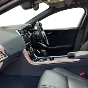 2023 Jaguar XE 2.0 D200 R-Dynamic SE Black 4dr Auto Saloon Diesel Automatic - Image 3
