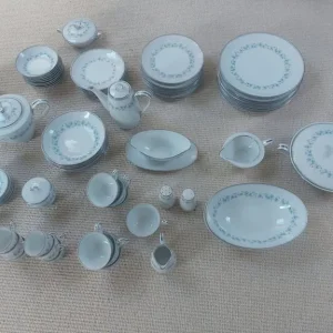 Noritake Concord dinner service