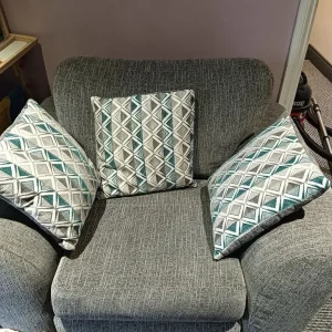 DFS arm chair