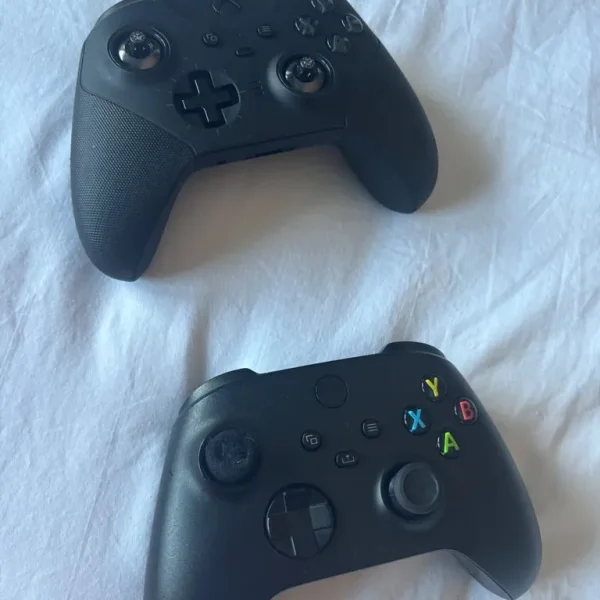 Xbox Elite Series 2 controllers