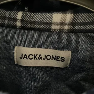 Checked shirt size L brand new - Image 2