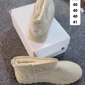 Kids' shoes - Image 3