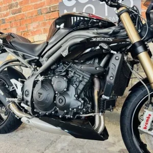 Triumph Speed Triple 1050 S 2019 - Image 6