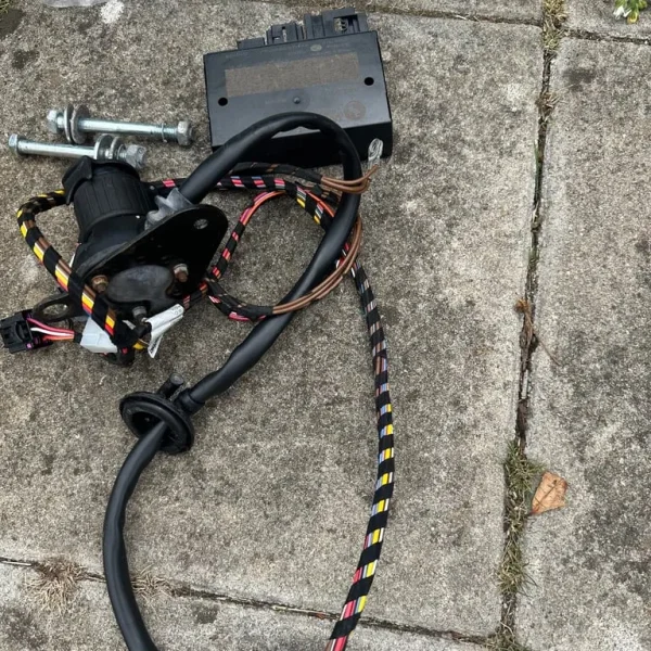 Westphalia tow bar kit for Porsche Macan