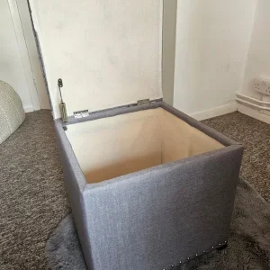 Storage puff chair - Image 3