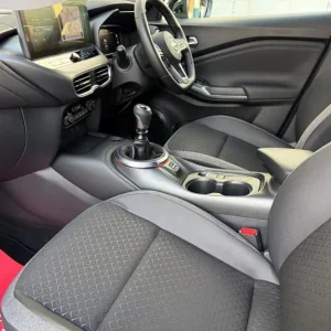 2025 Nissan Juke 1.0 DiG-T N-Connecta 5-door hatchback - Image 8