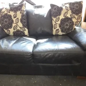 Black Leather 2 Piece Suite - Image 4