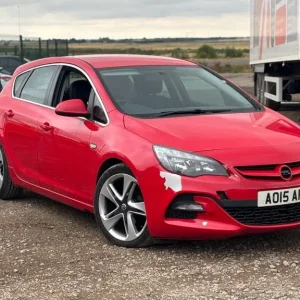 2015 Vauxhall Astra 16V Limited Edition 5-door hatchback