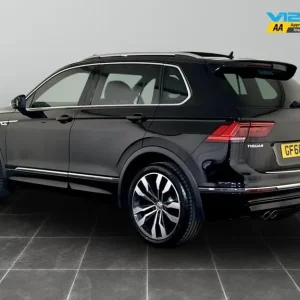 2018 Volkswagen Tiguan 2.0 TDi R-Line Estate - Image 8