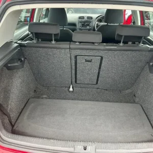 2012 Volkswagen Golf 2.0 TDi 140 BlueMotion 5-door hatchback - Image 8