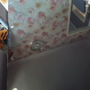 Julian Bowen Dining table with 4 chairs - Image 2