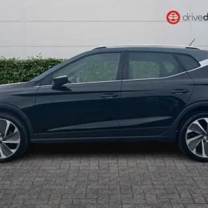 2022 SEAT Arona 1.0 TSI FR Sport SUV 5-door Petrol Manual - Image 6