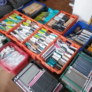 Mobile phone covers and screen protectors - Image 6