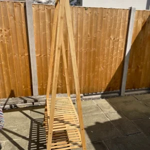 UO Levi bamboo clothing rack - Image 2