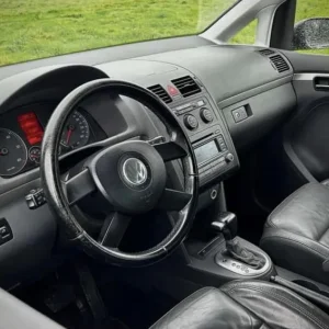 2006 Volkswagen Touran 1.9 TDI DSG Left Hand Drive - Image 2