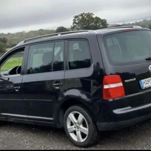 2006 Volkswagen Touran 1.9 TDI DSG Left Hand Drive - Image 3